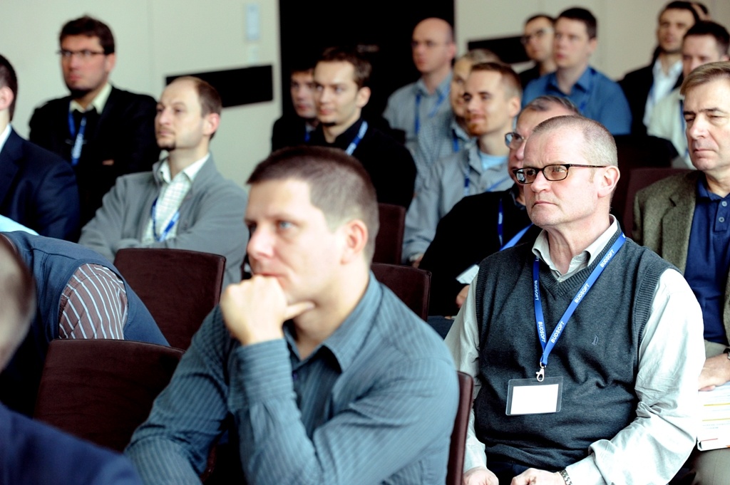 Abaqus 28_10_2011 R_Wozniak (36)